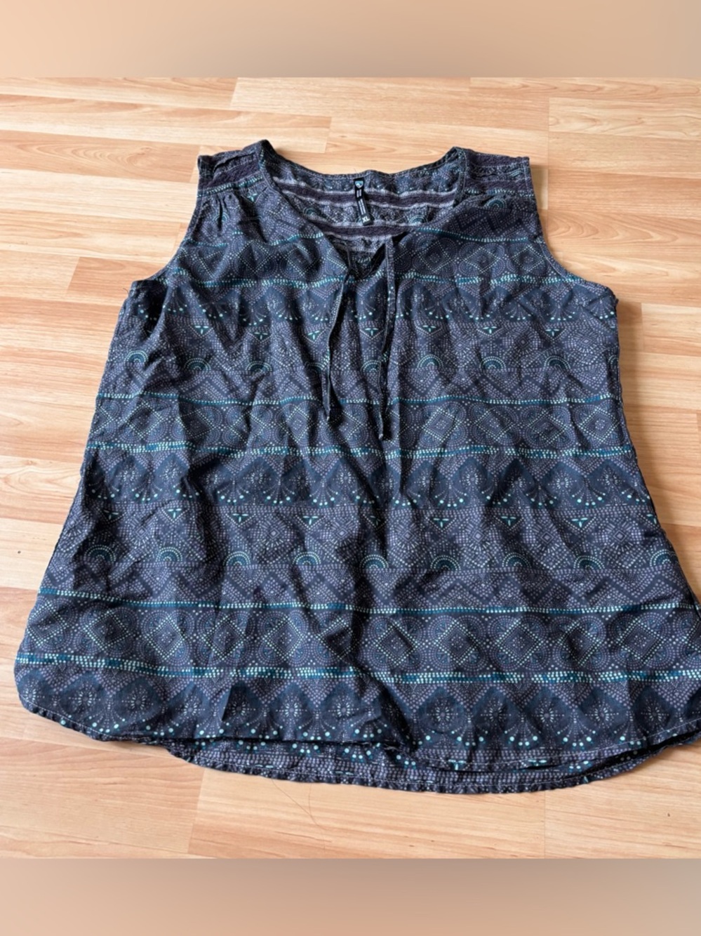 Kuhl‎ Sleeveless Tank Top